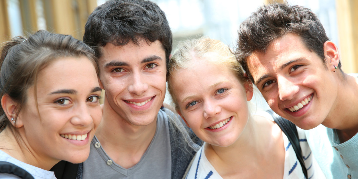 PE JEUNES 300x150.jpg